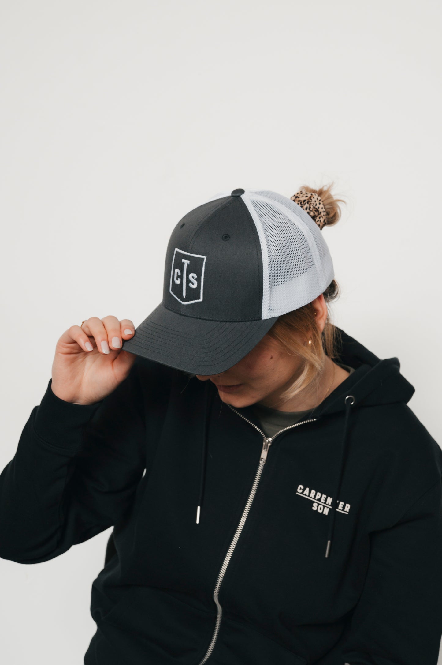 Retro TRUCKER CAP grau/ weiss BANNER